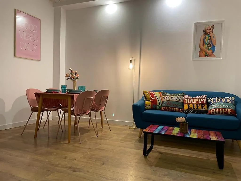 Rooms In Gothic Barcellona