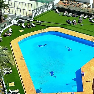 https://apartamento-en-playa-del-ingls-los-molinos-726.in-canary-islands.com